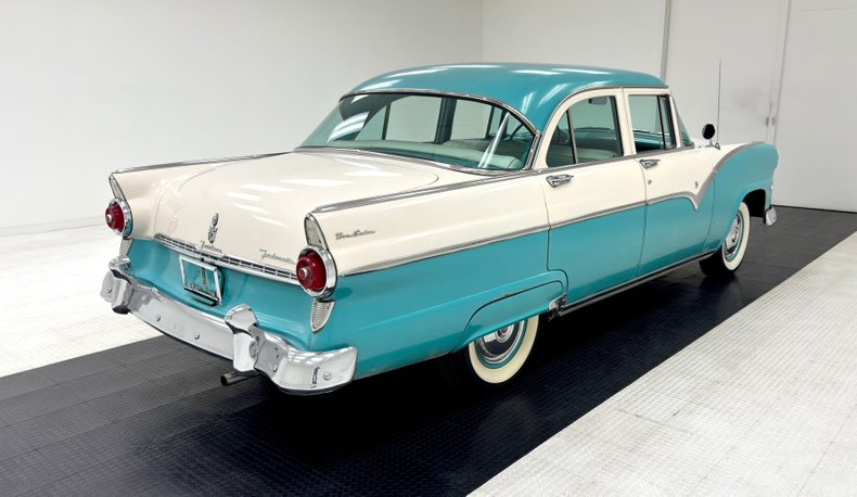 Ford-Fairlane-1955-Mountain-Green-Aqua-8
