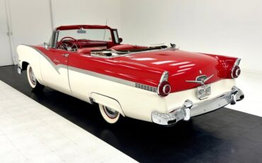 Ford-Fairlane-1956-Fiesta-Red-Red-4