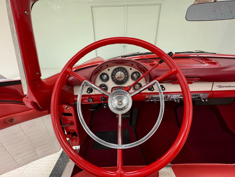 Ford-Fairlane-1956-Fiesta-Red-Red-45