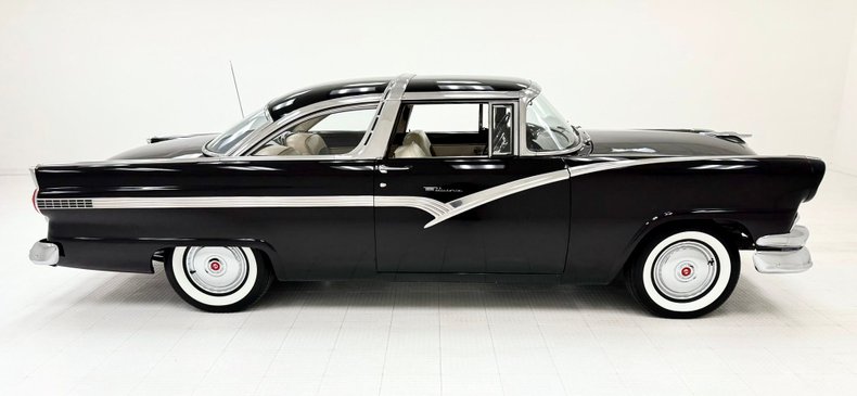 Ford-Fairlane-1956-Raven-Black-Black-10