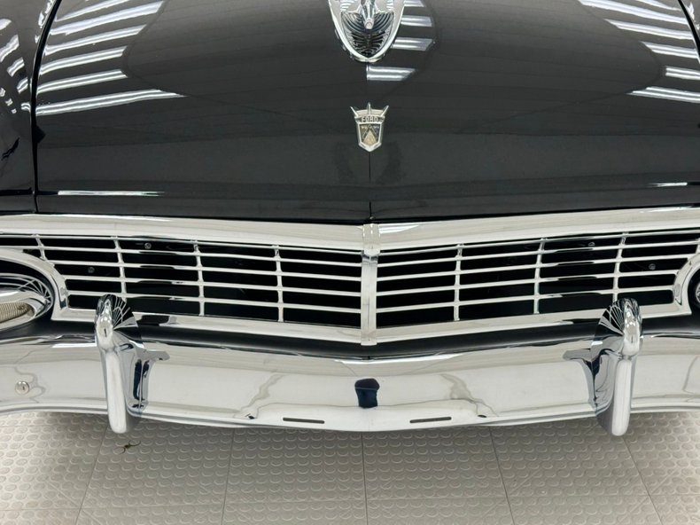 Ford-Fairlane-1956-Raven-Black-Black-13
