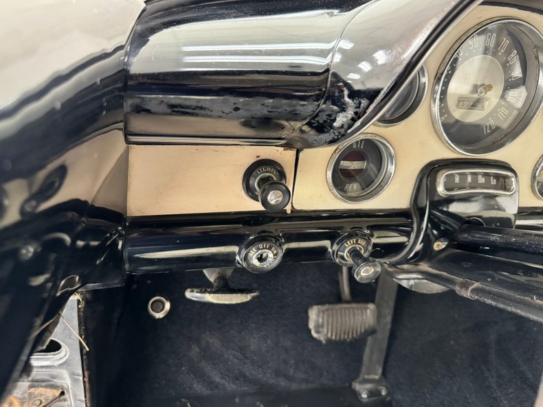 Ford-Fairlane-1956-Raven-Black-Black-19