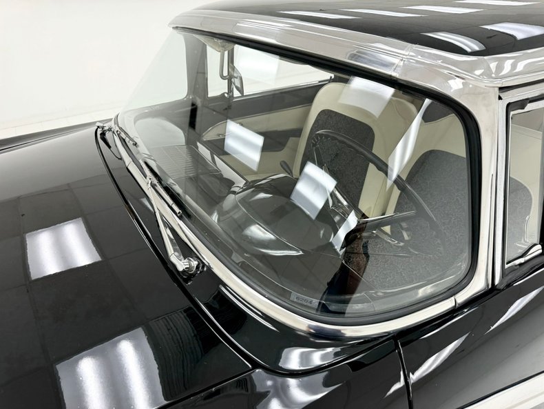 Ford-Fairlane-1956-Raven-Black-Black-23