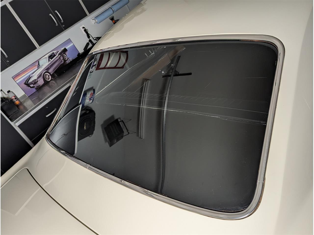 Ford-Fairlane-1966-Wimbledon-White-Black-34