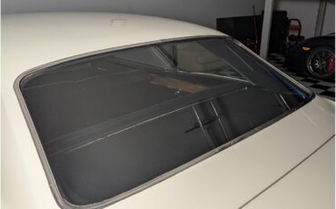 Ford-Fairlane-1966-Wimbledon-White-Black-35