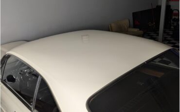 Ford-Fairlane-1966-Wimbledon-White-Black-36