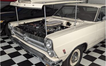 Ford-Fairlane-1966-Wimbledon-White-Black-45