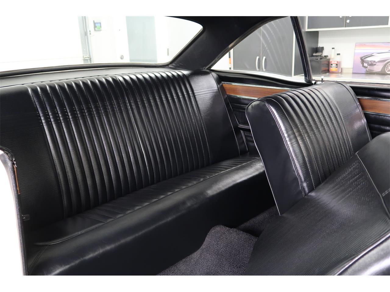 Ford-Fairlane-1966-Wimbledon-White-Black-51