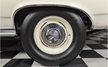 Ford-Fairlane-1966-Wimbledon-White-Black-62