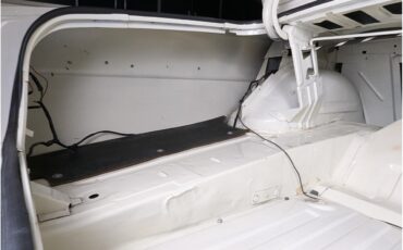 Ford-Fairlane-1966-Wimbledon-White-Black-67