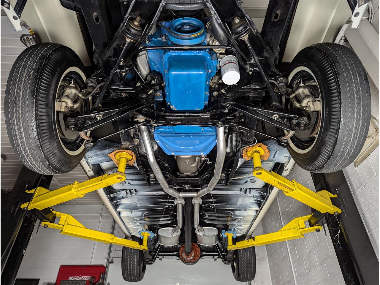 Ford-Fairlane-1966-Wimbledon-White-Black-72