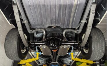 Ford-Fairlane-1966-Wimbledon-White-Black-74