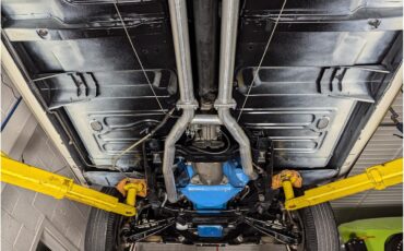 Ford-Fairlane-1966-Wimbledon-White-Black-76