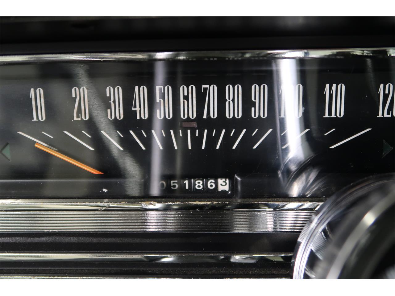 Ford-Fairlane-1966-Wimbledon-White-Black-85