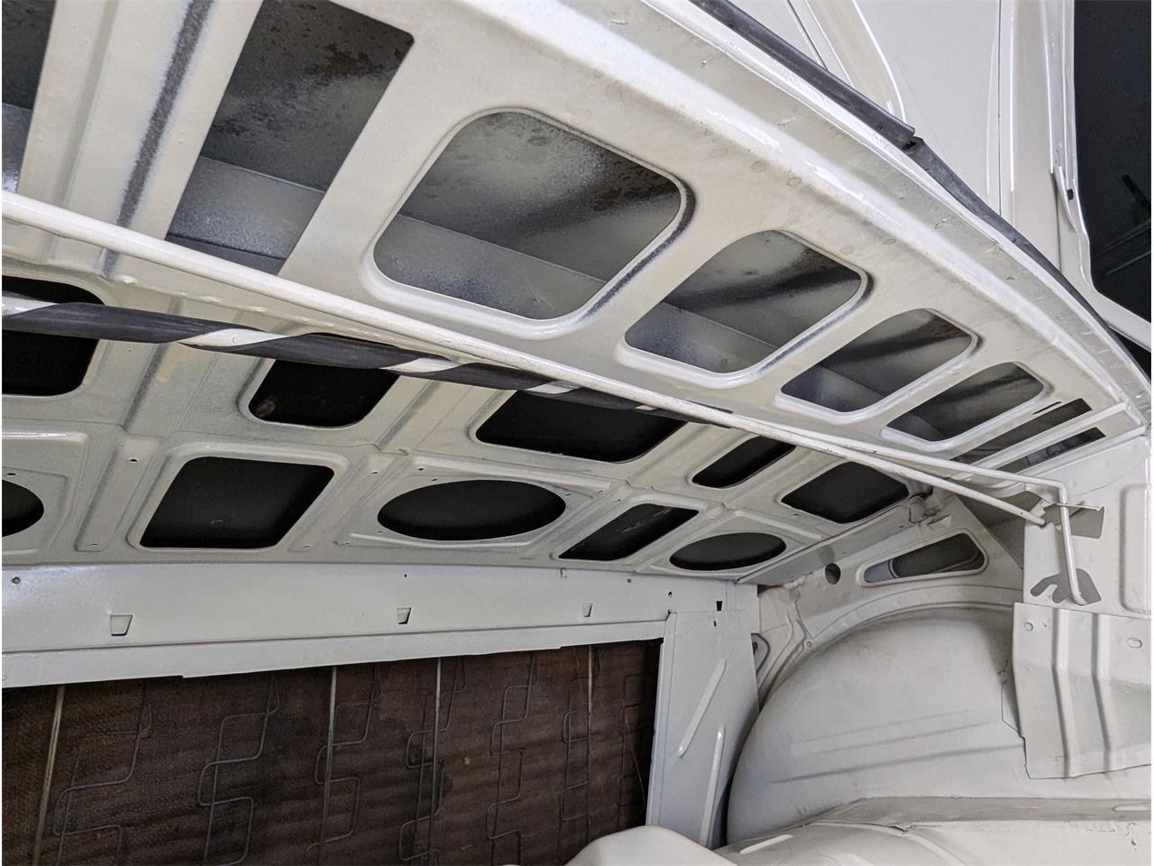 Ford-Fairlane-1966-Wimbledon-White-Black-86