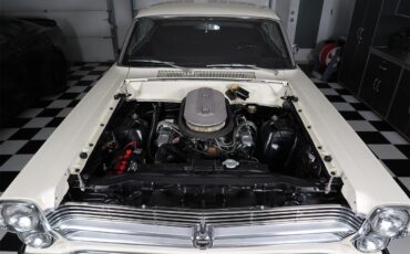 Ford-Fairlane-1966-Wimbledon-White-Black-87