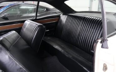 Ford-Fairlane-1966-Wimbledon-White-Black-89