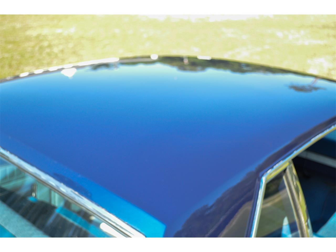 Ford-Fairlane-500-1966-Bright-blue-Sky-blue-2