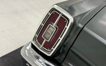 Ford-Fairlane-500-1966-Ivy-Green-Metallic-Gold-1