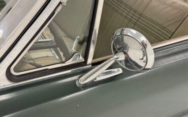 Ford-Fairlane-500-1966-Ivy-Green-Metallic-Gold-16