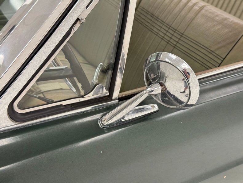 Ford-Fairlane-500-1966-Ivy-Green-Metallic-Gold-16