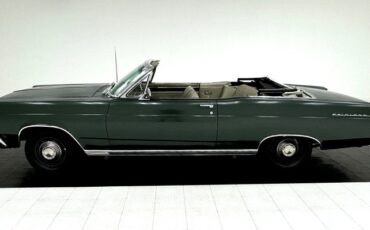 Ford-Fairlane-500-1966-Ivy-Green-Metallic-Gold-3