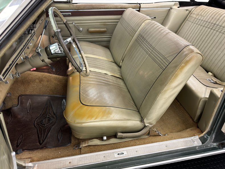 Ford-Fairlane-500-1966-Ivy-Green-Metallic-Gold-39