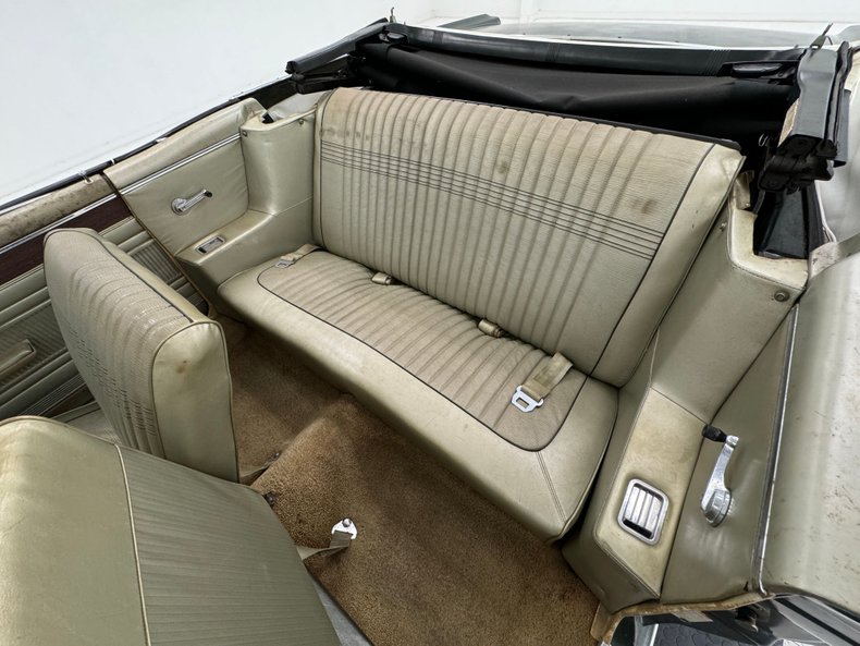 Ford-Fairlane-500-1966-Ivy-Green-Metallic-Gold-41