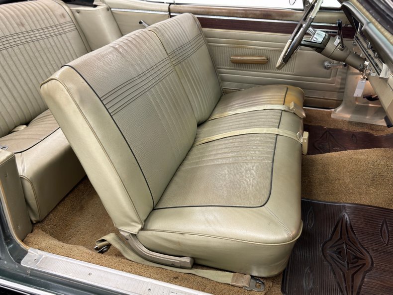 Ford-Fairlane-500-1966-Ivy-Green-Metallic-Gold-42