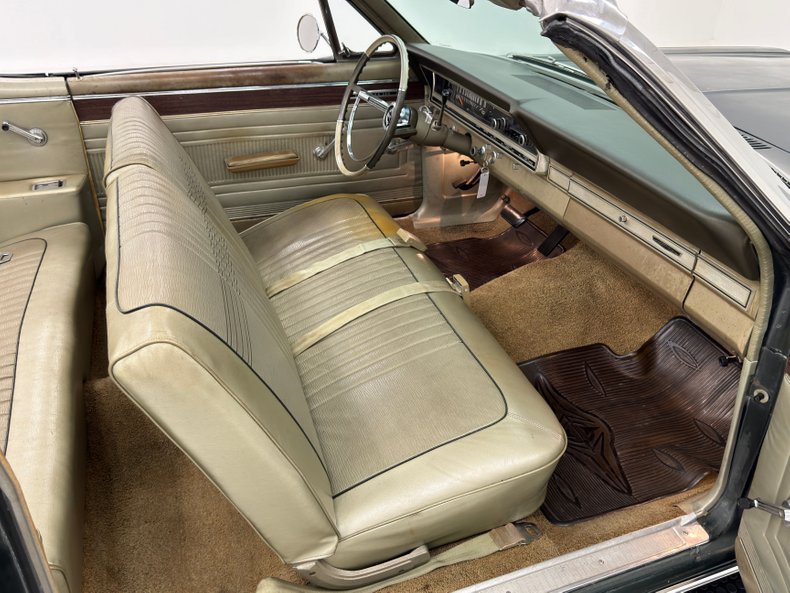 Ford-Fairlane-500-1966-Ivy-Green-Metallic-Gold-43