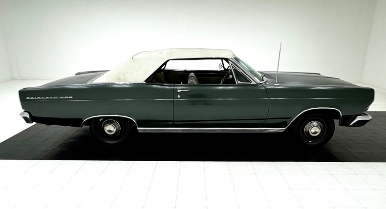 Ford-Fairlane-500-1966-Ivy-Green-Metallic-Gold-8