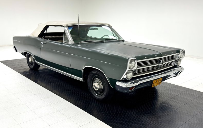 Ford-Fairlane-500-1966-Ivy-Green-Metallic-Gold-9