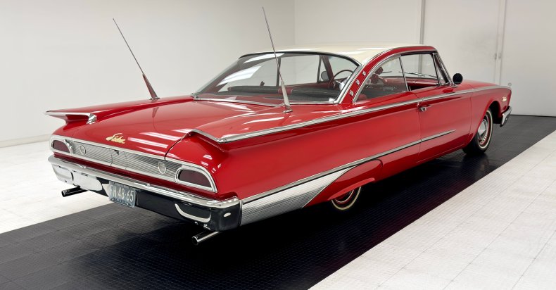 Ford-Galaxie-1960-Monte-Carlo-Red-Red-3
