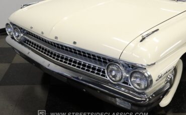 Ford-Galaxie-1961-Corinthian-White-Black-20