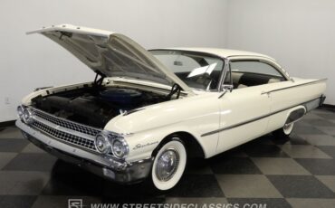 Ford-Galaxie-1961-Corinthian-White-Black-28