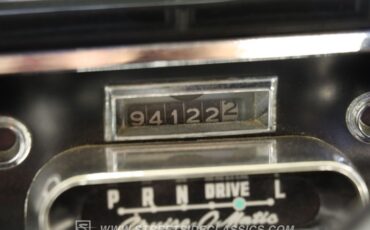 Ford-Galaxie-1961-Corinthian-White-Black-34