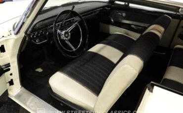 Ford-Galaxie-1961-Corinthian-White-Black-9