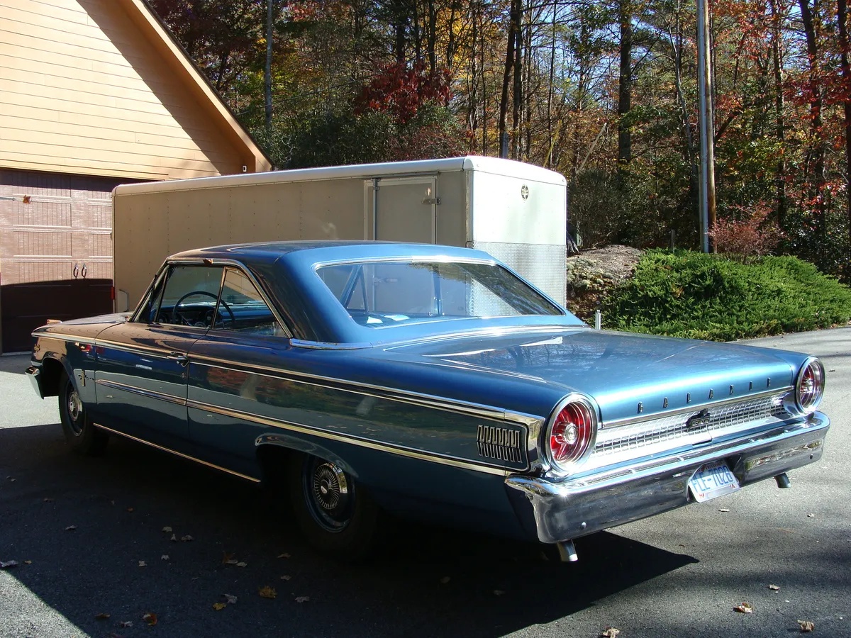 Ford-Galaxie-1963-Viking-Blue-Blue-12