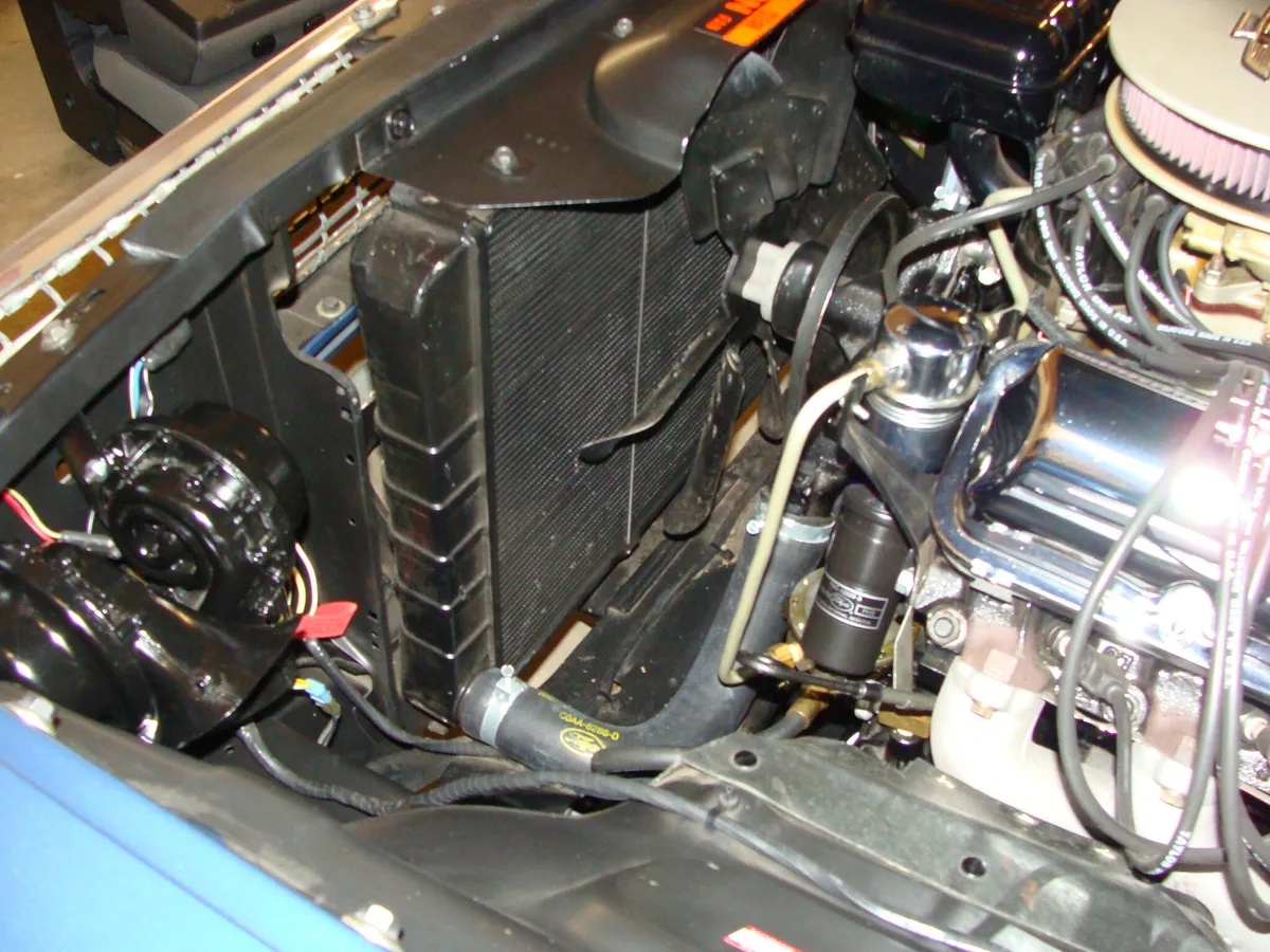 Ford-Galaxie-1963-Viking-Blue-Blue-2