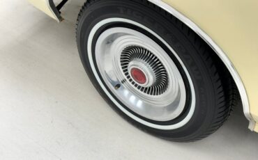 Ford-Granada-1977-Cream-Cream-16