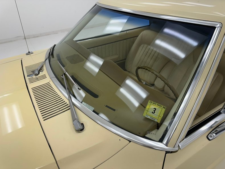 Ford-Granada-1977-Cream-Cream-18