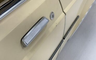 Ford-Granada-1977-Cream-Cream-21