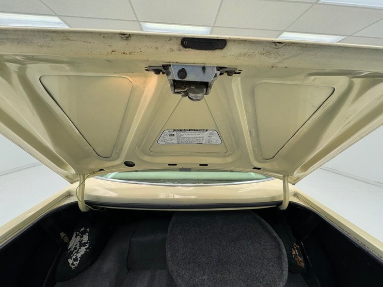 Ford-Granada-1977-Cream-Cream-42