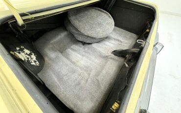 Ford-Granada-1977-Cream-Cream-43