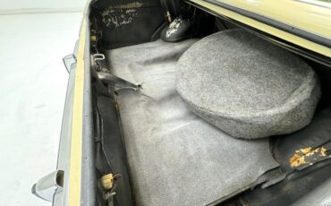 Ford-Granada-1977-Cream-Cream-45