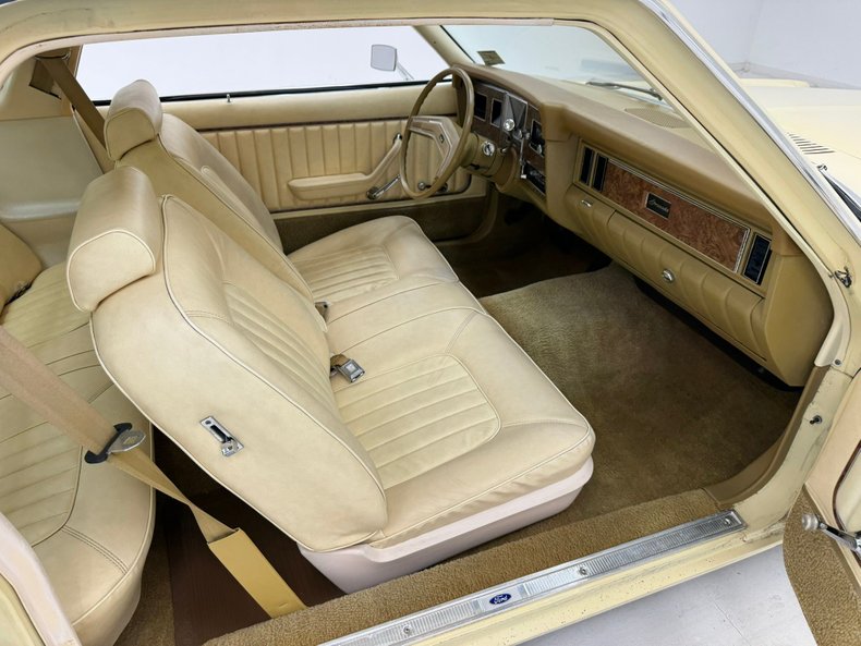 Ford-Granada-1977-Cream-Cream-48