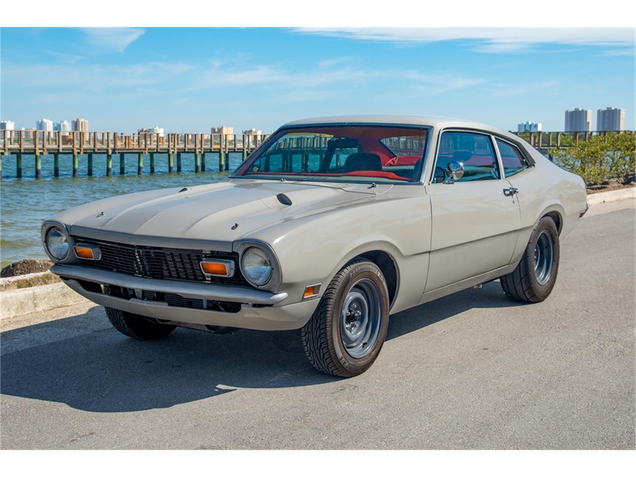 Ford-Maverick-1973-Ascot-Gray-Gray-1