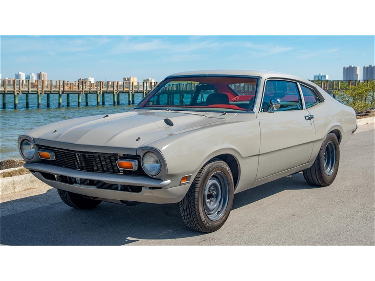 Ford-Maverick-1973-Ascot-Gray-Gray-73