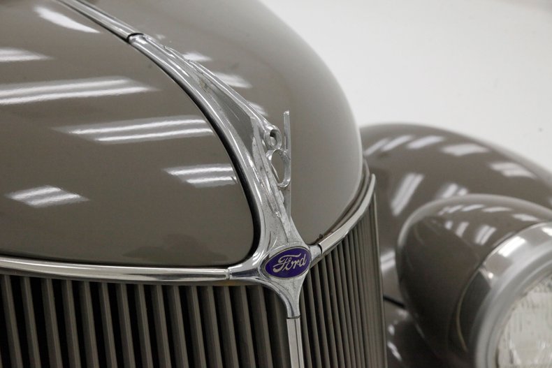 Ford-Model-48-1936-Stonington-Gray-Khaki-11