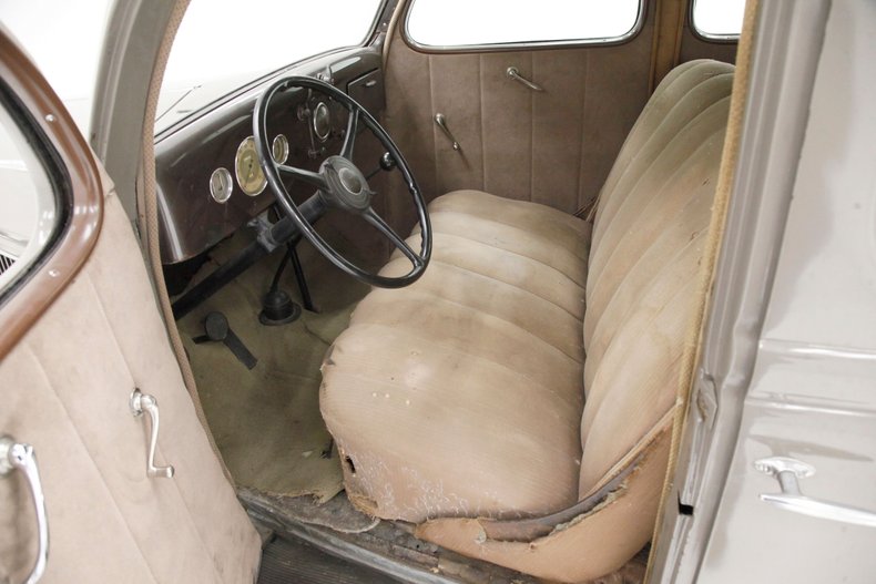 Ford-Model-48-1936-Stonington-Gray-Khaki-27